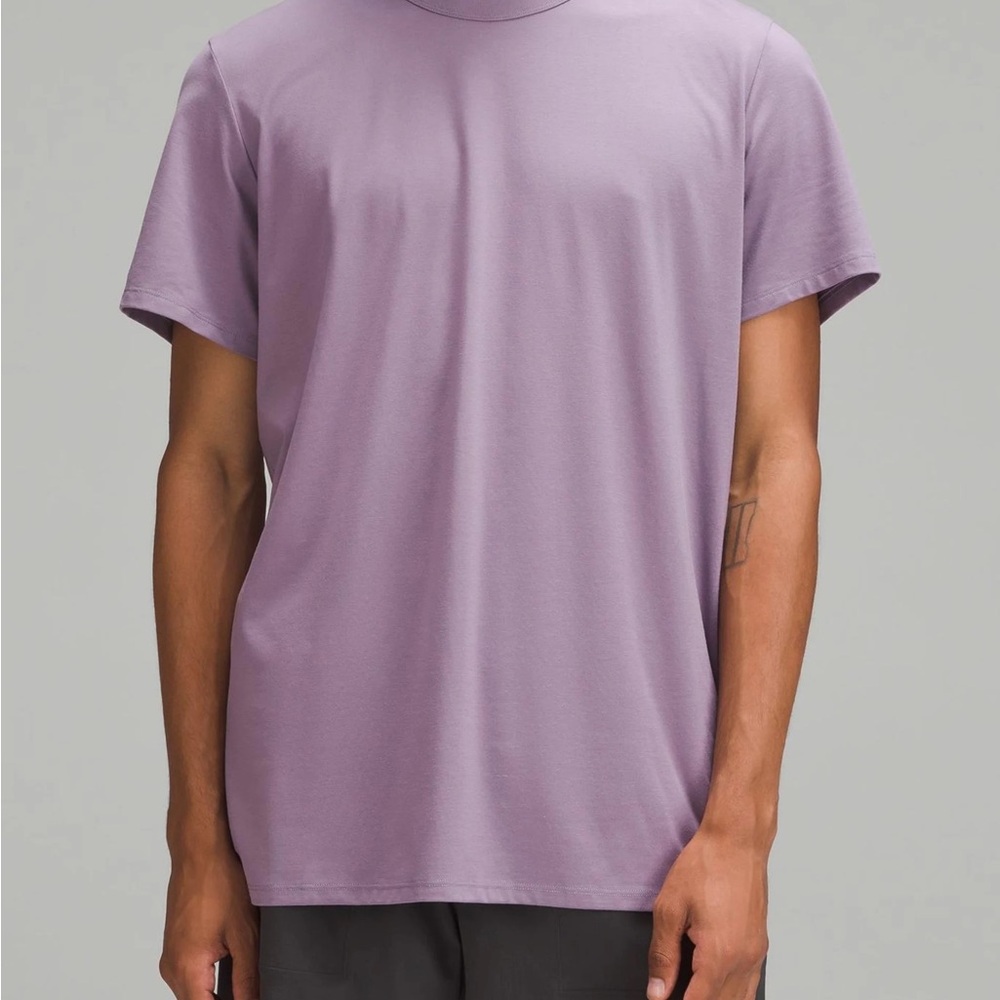 Men’s Lululemon Fundamental T Shirt - Purple Ash. Size Large